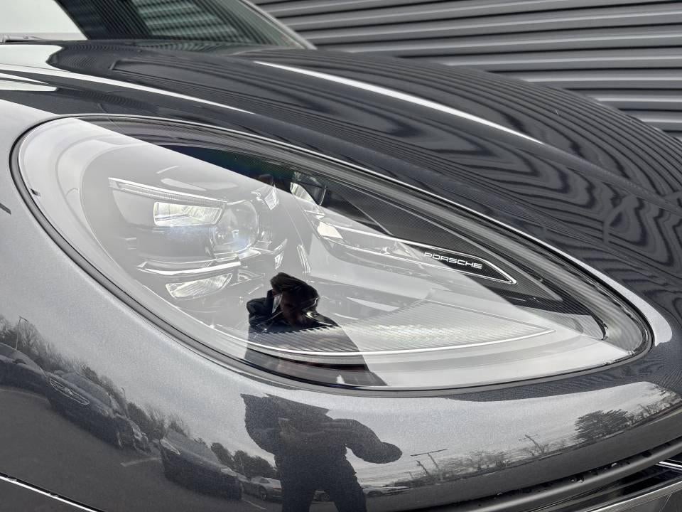 2026 Porsche Macan AWD