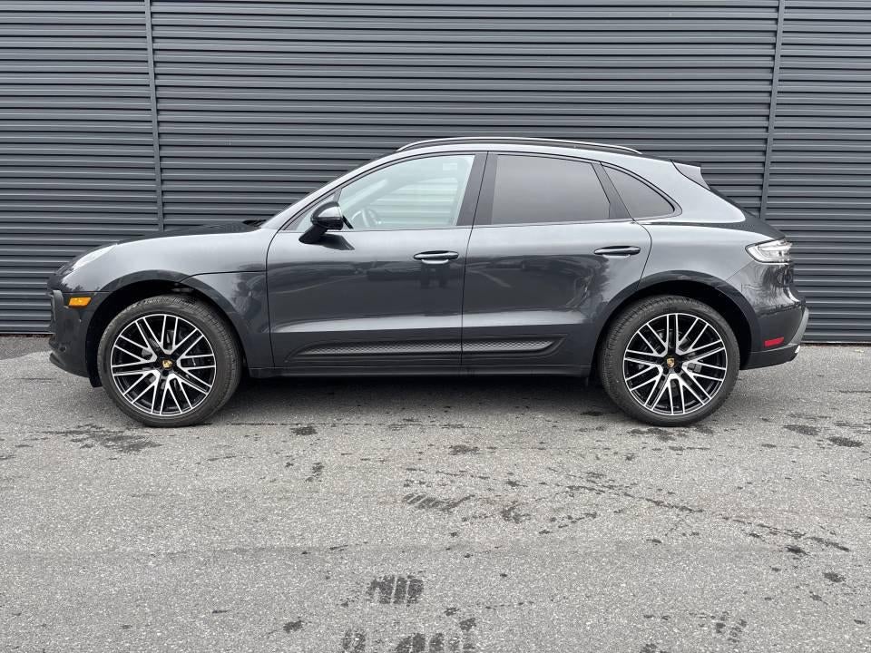 2026 Porsche Macan AWD