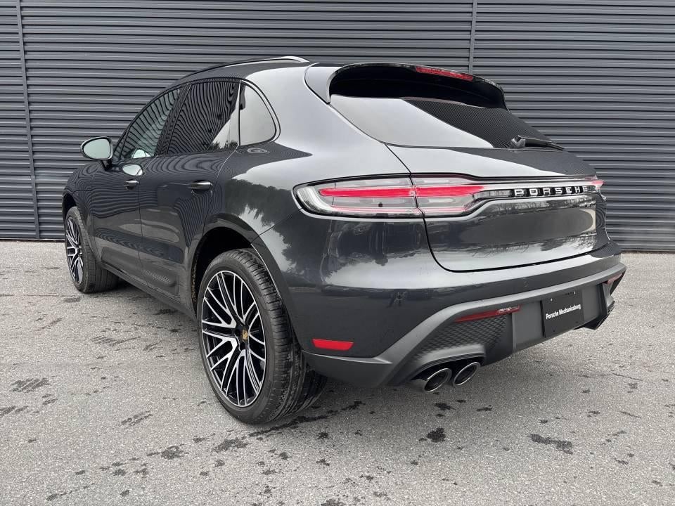 2026 Porsche Macan AWD