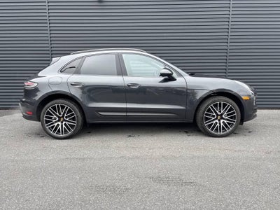 2026 Porsche Macan AWD