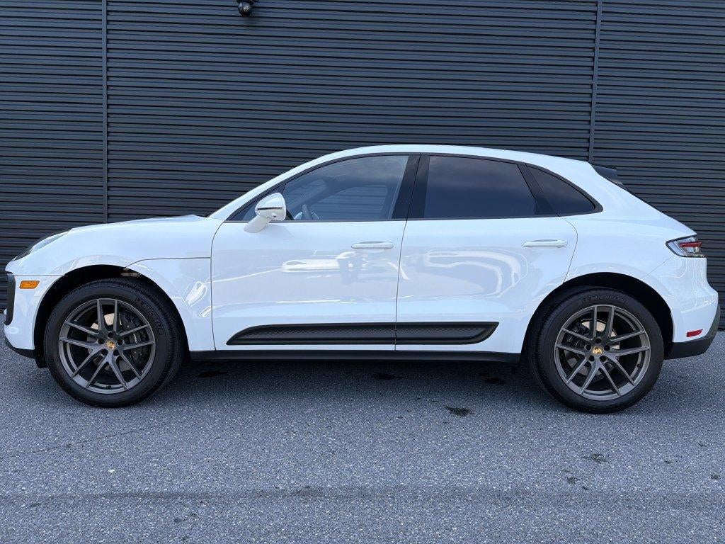 2026 Porsche Macan AWD