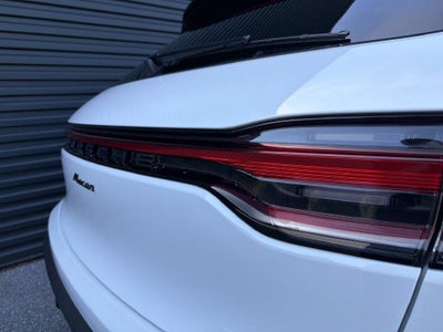 2026 Porsche Macan AWD