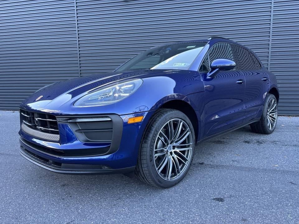 2026 Porsche Macan AWD