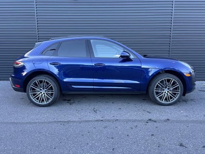 2026 Porsche Macan AWD