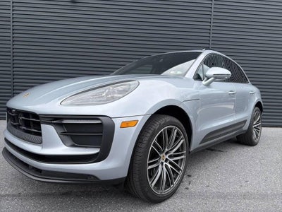 2026 Porsche Macan AWD