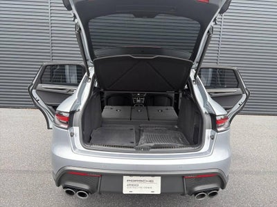 2026 Porsche Macan AWD