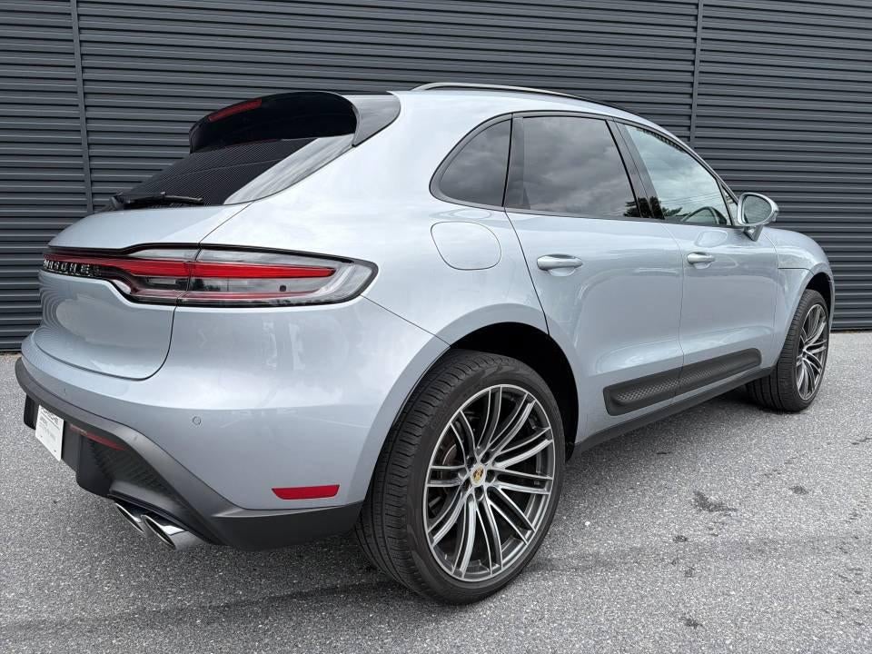 2026 Porsche Macan AWD