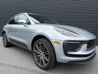 2026 Porsche Macan AWD