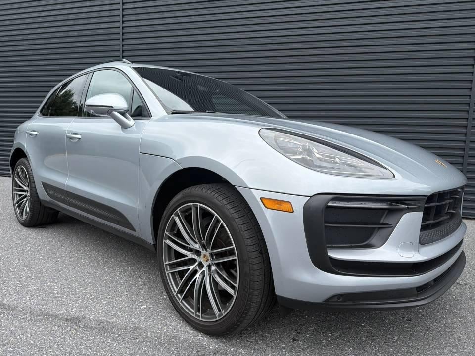 2026 Porsche Macan AWD