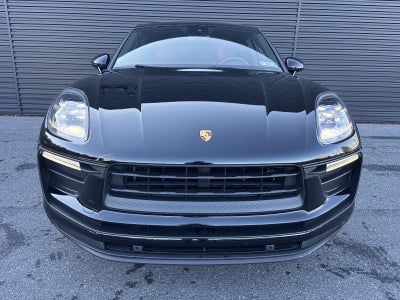 2022 Porsche Macan AWD