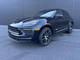 2022 Porsche Macan AWD