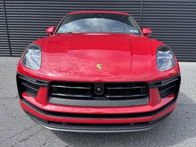 2025 Porsche Macan AWD