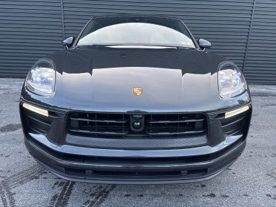 2025 Porsche Macan AWD