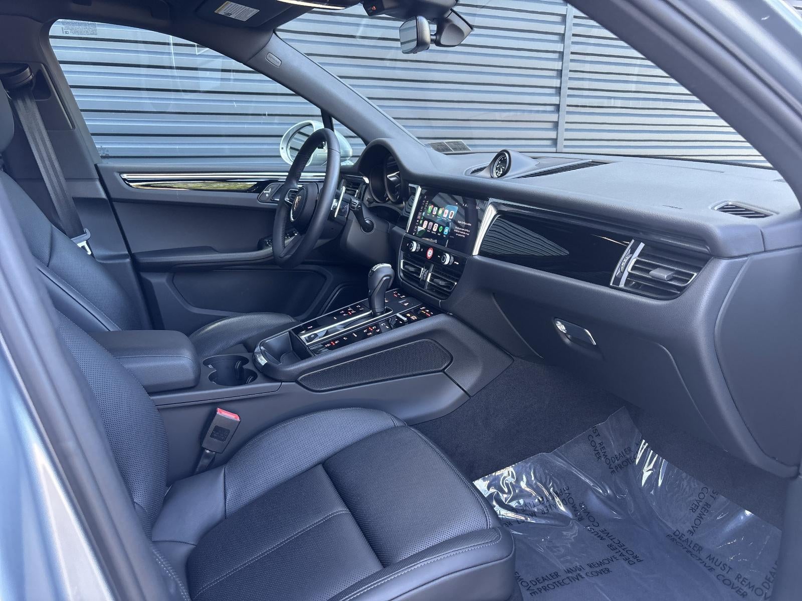 2025 Porsche Macan AWD