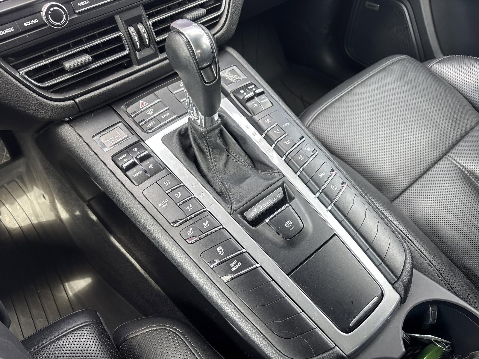 2021 Porsche Macan S AWD