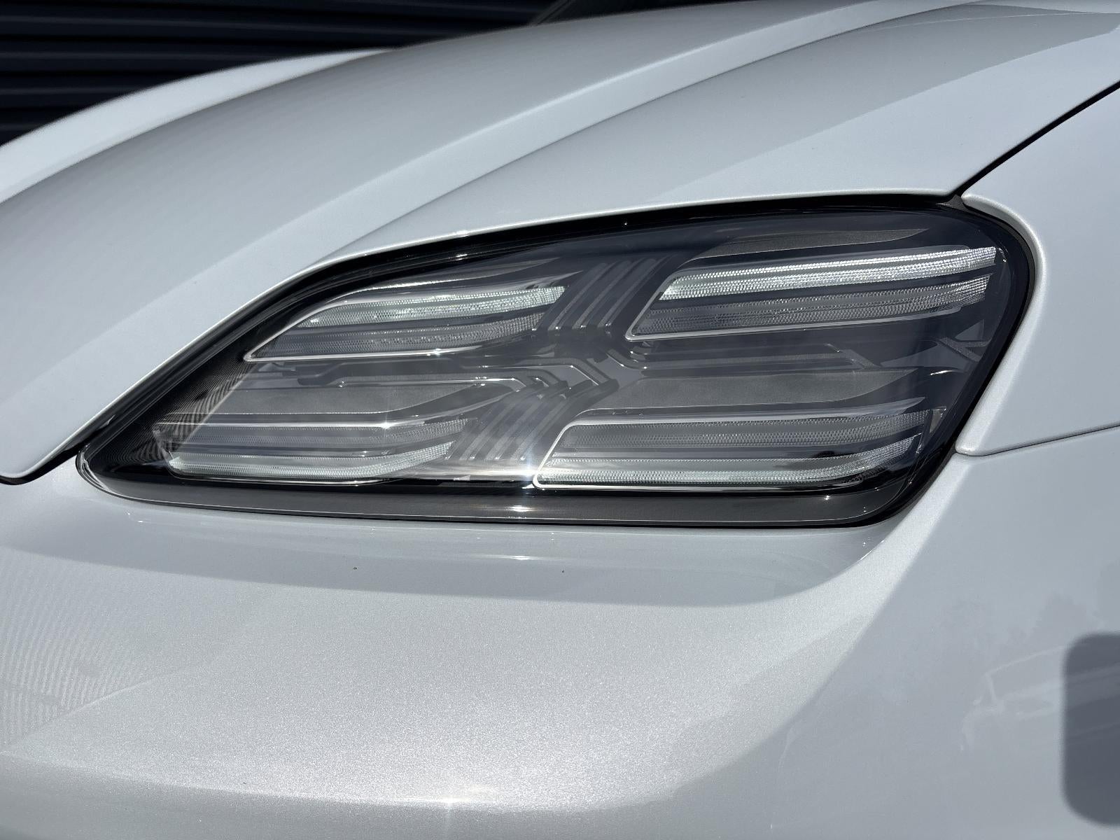 2025 Porsche Macan Electric RWD