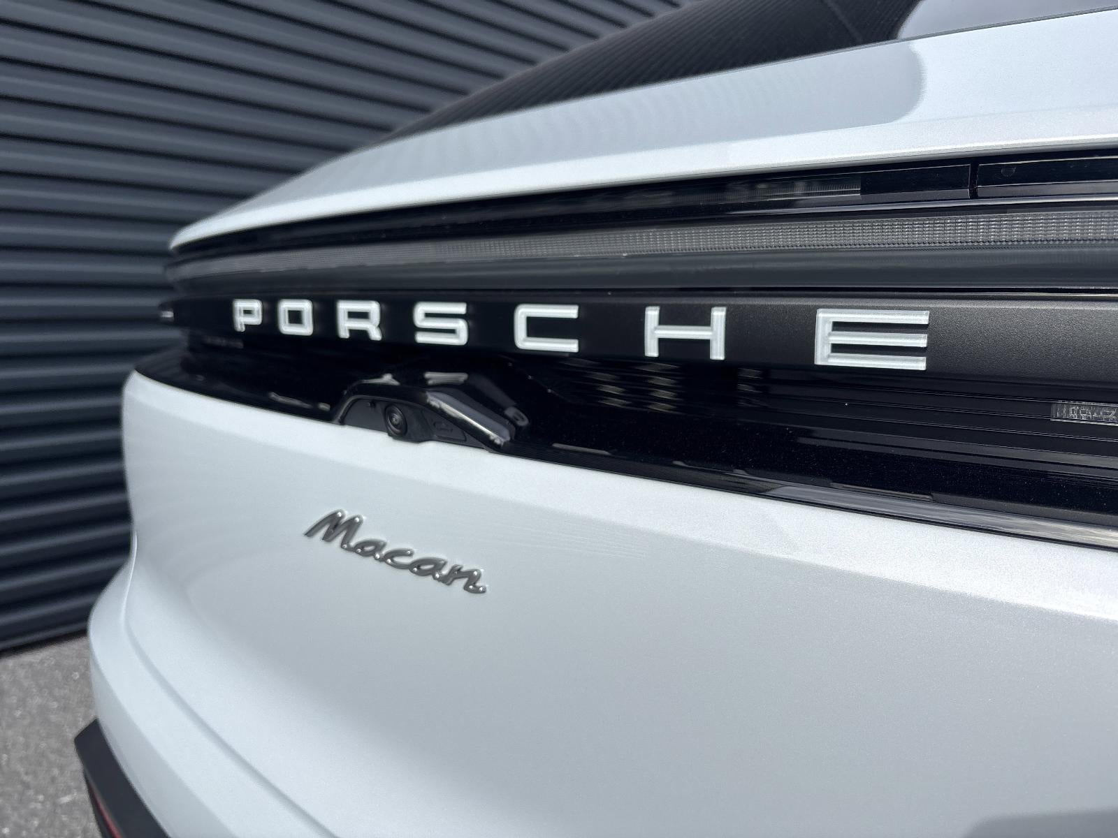 2025 Porsche Macan Electric RWD