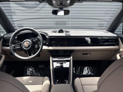 2025 Porsche Macan Electric RWD