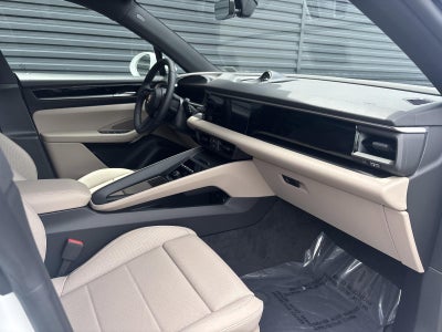 2025 Porsche Macan Electric RWD