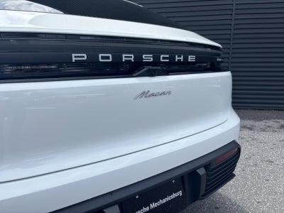 2025 Porsche Macan Electric RWD