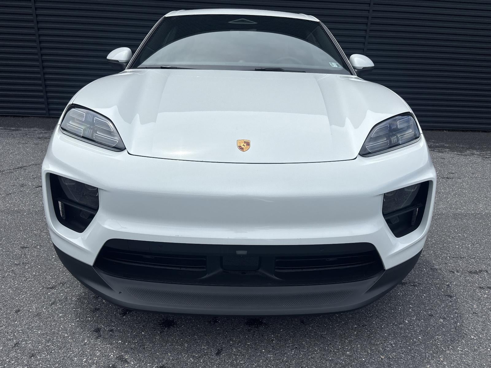 2025 Porsche Macan Electric RWD