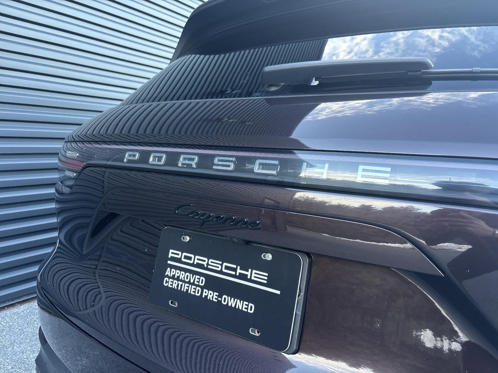 2022 Porsche Cayenne E-Hybrid AWD