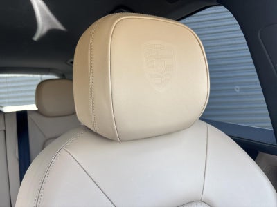 2022 Porsche Cayenne E-Hybrid AWD