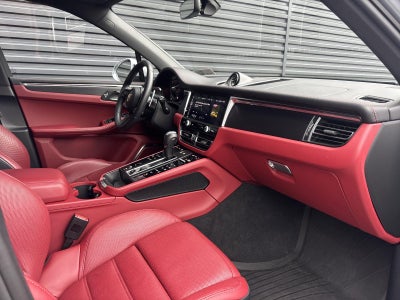 2025 Porsche Macan GTS AWD