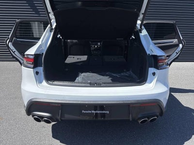 2025 Porsche Macan S AWD