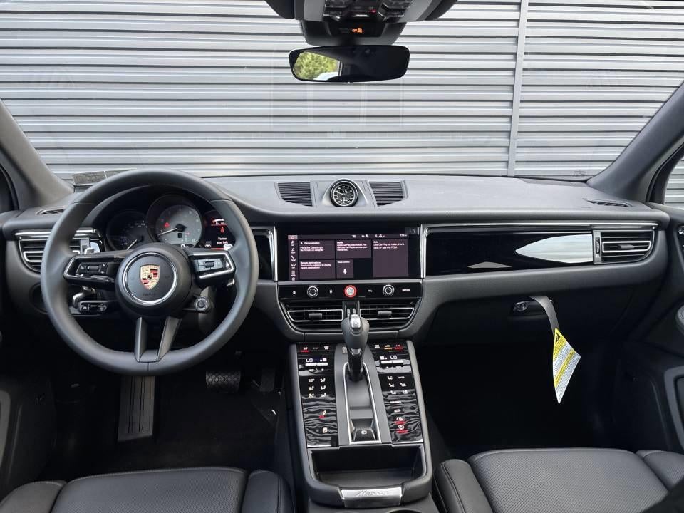 2025 Porsche Macan S AWD