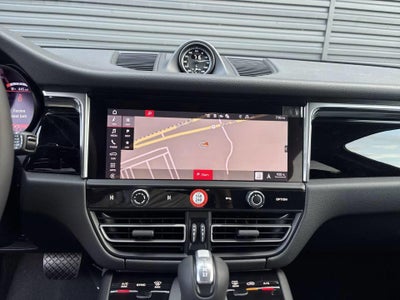 2025 Porsche Macan S AWD