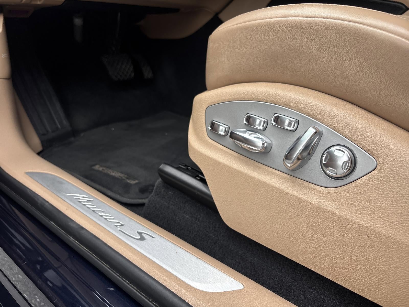 2022 Porsche Macan S AWD