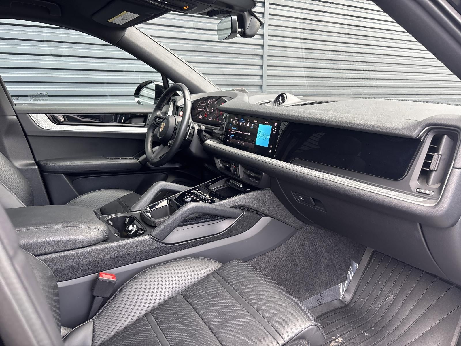 2024 Porsche Cayenne Coupe AWD