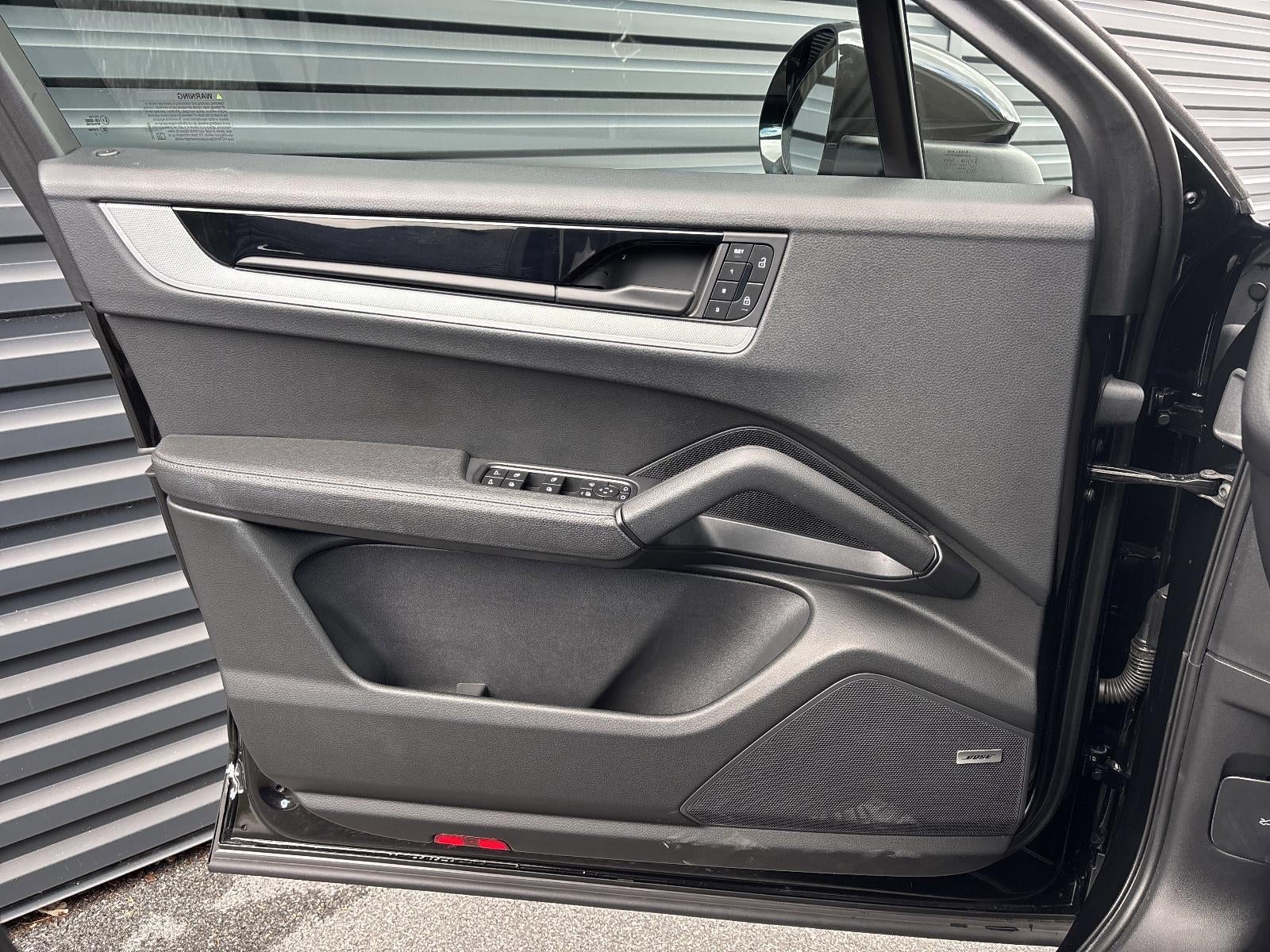 2024 Porsche Cayenne Coupe AWD