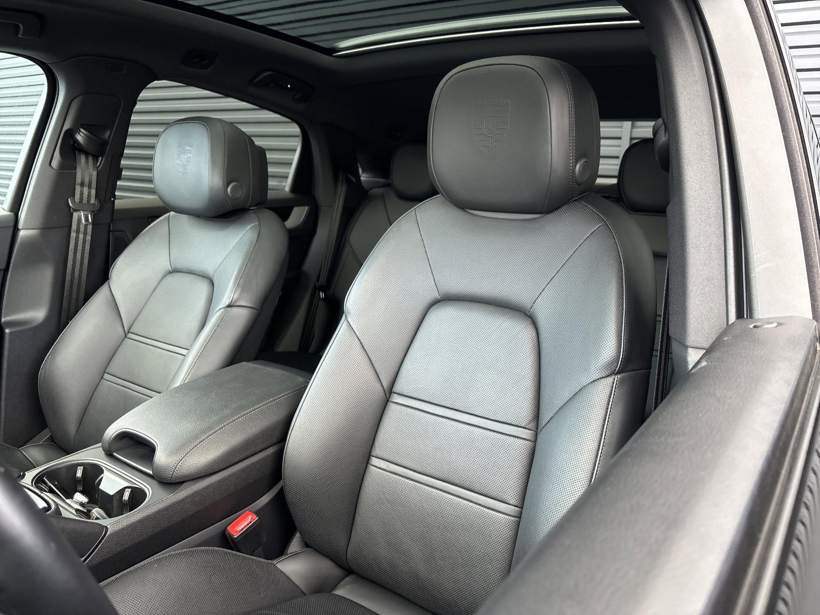 2024 Porsche Cayenne Coupe AWD