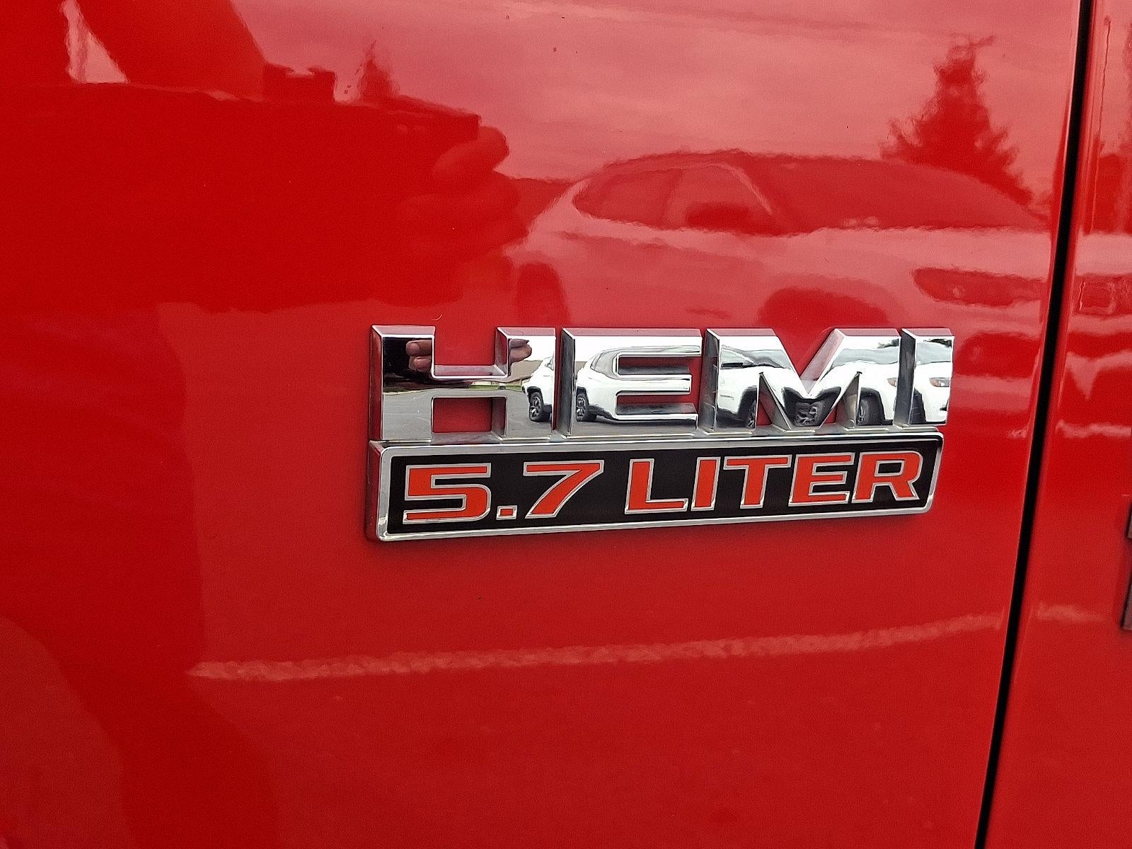 2016 RAM 1500 4WD Crew Cab 6.4 Ft Box Sport