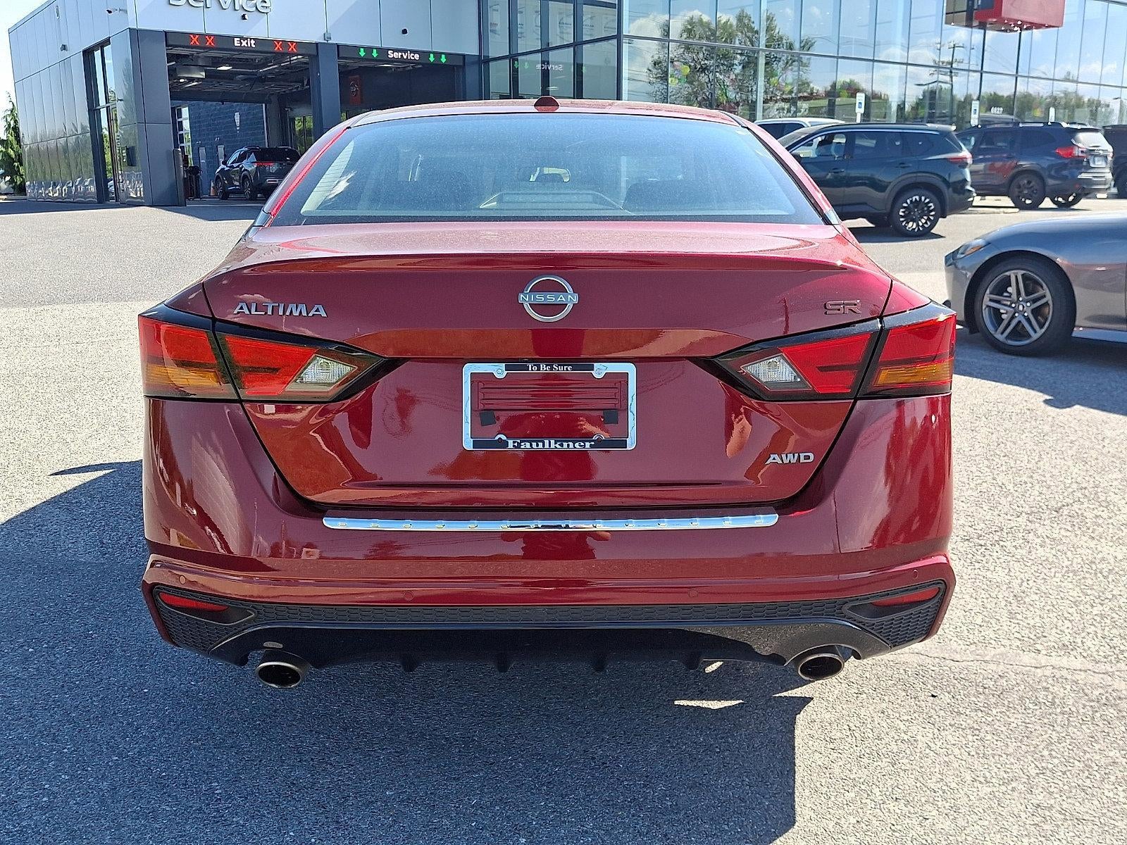 2023 Nissan Altima SR