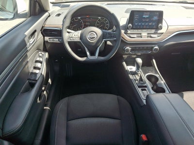 2023 Nissan Altima SV