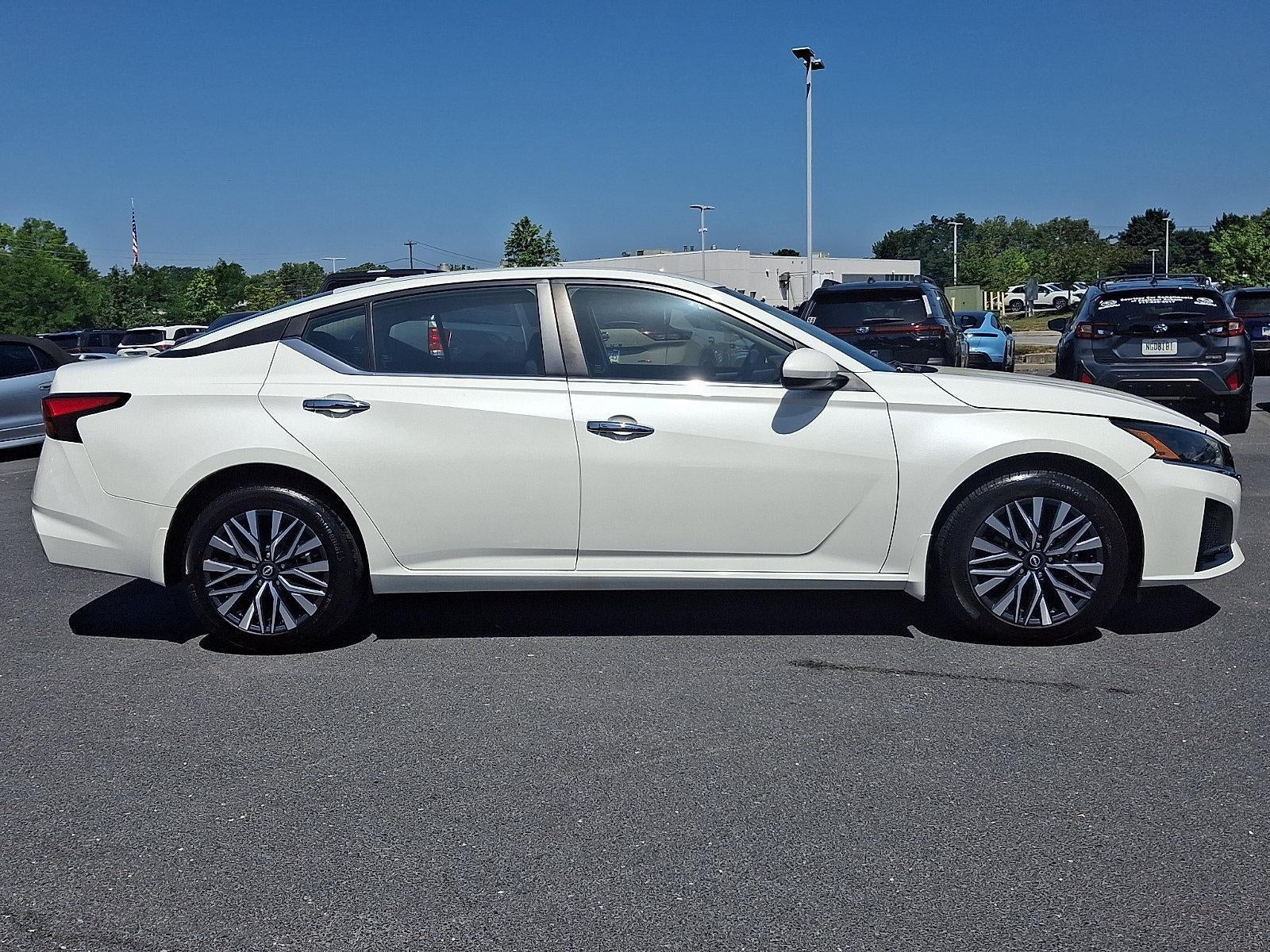 2023 Nissan Altima SV