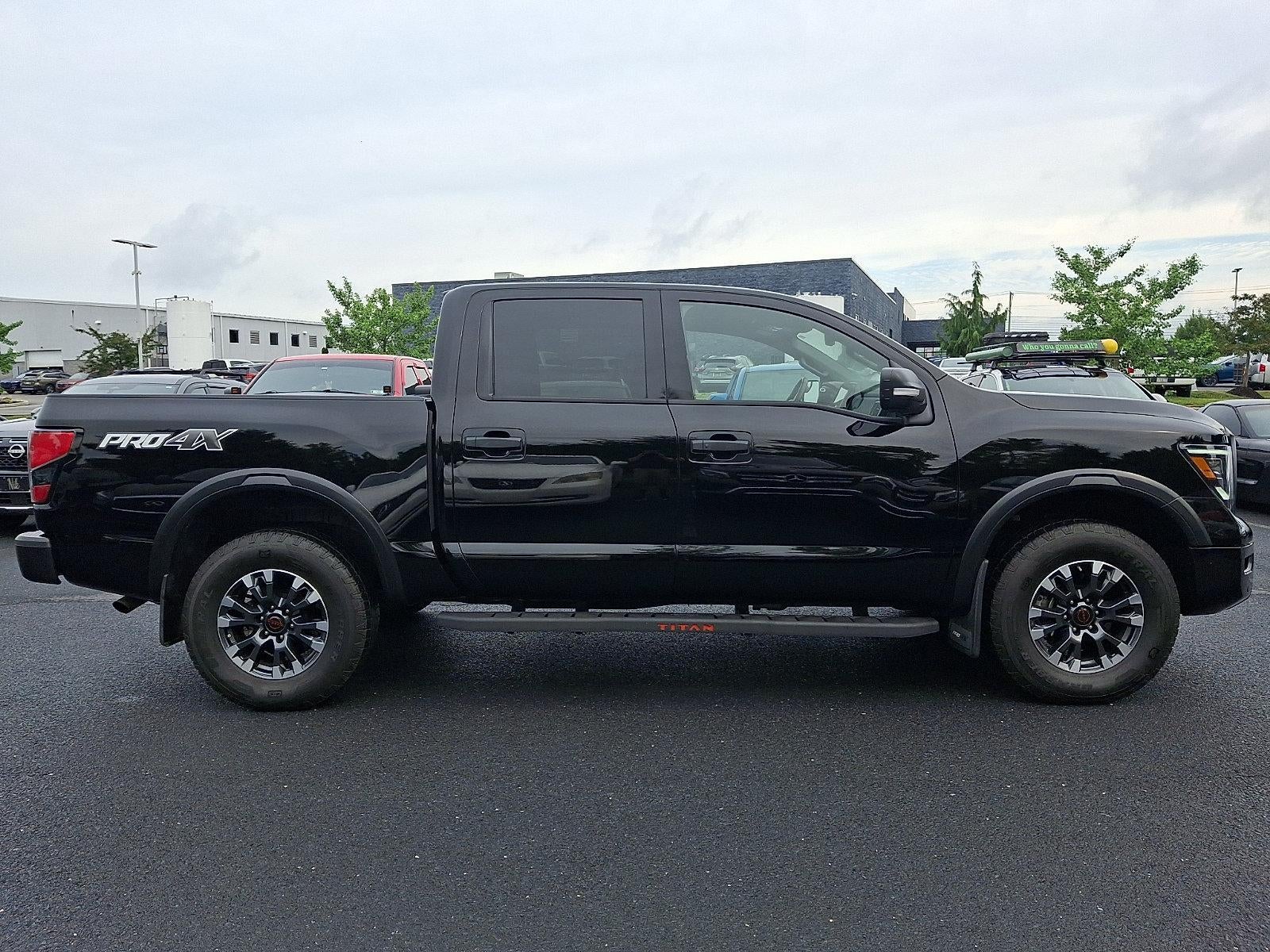 2024 Nissan TITAN Crew Cab PRO-4X®