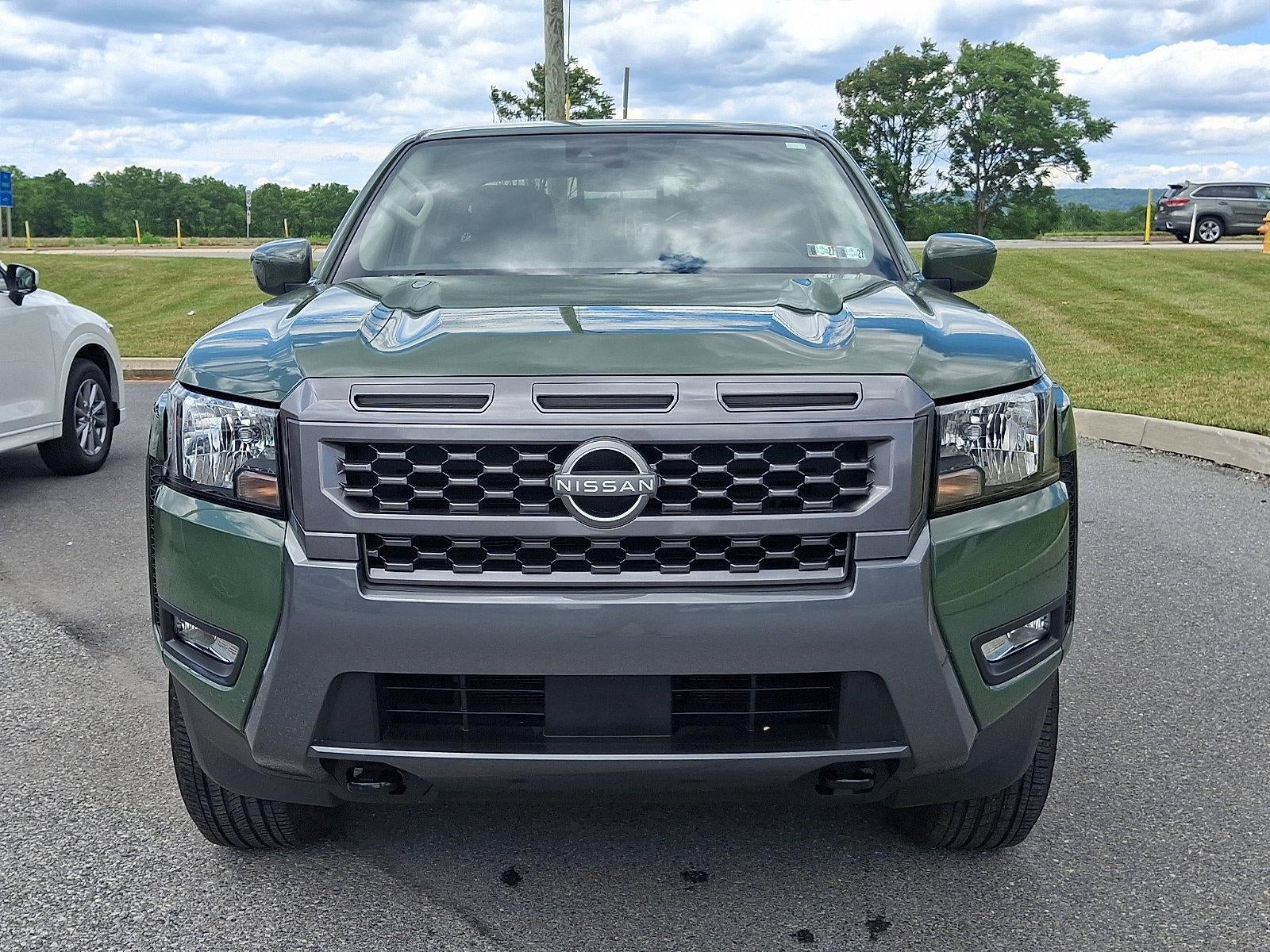 2025 Nissan Frontier Crew Cab SV