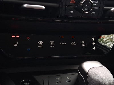 2027 Nissan Kicks SR