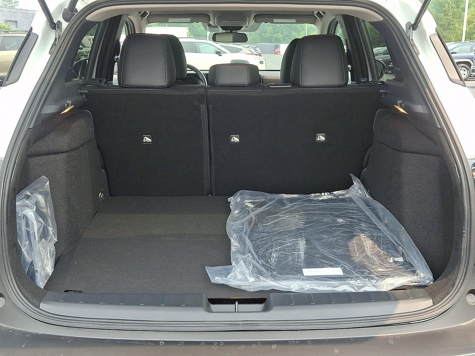 2026 Nissan Kicks SR AWD