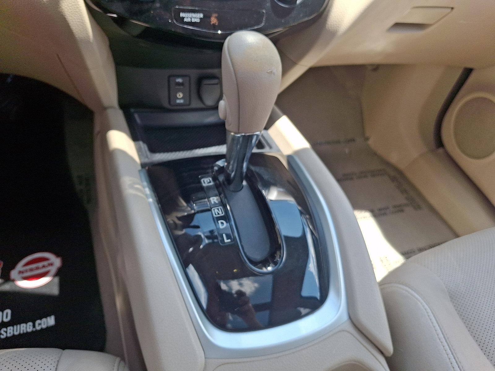 2015 Nissan Rogue AWD 4dr SL