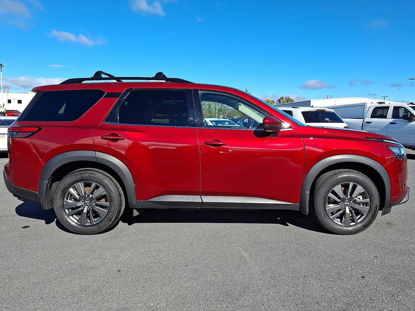 2022 Nissan Pathfinder SV 4WD