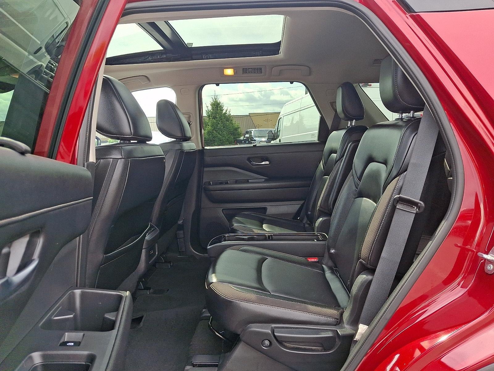 2024 Nissan Pathfinder SL 4WD