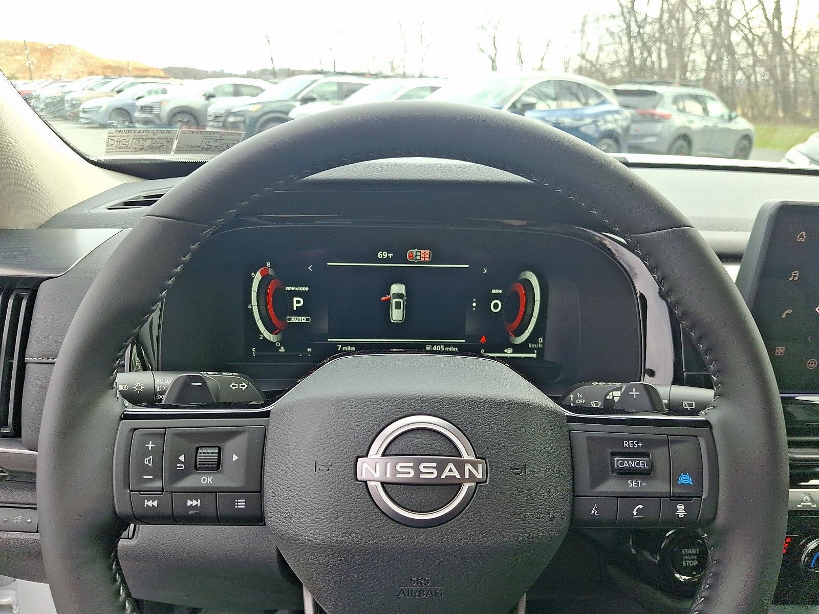 2026 Nissan Pathfinder SL