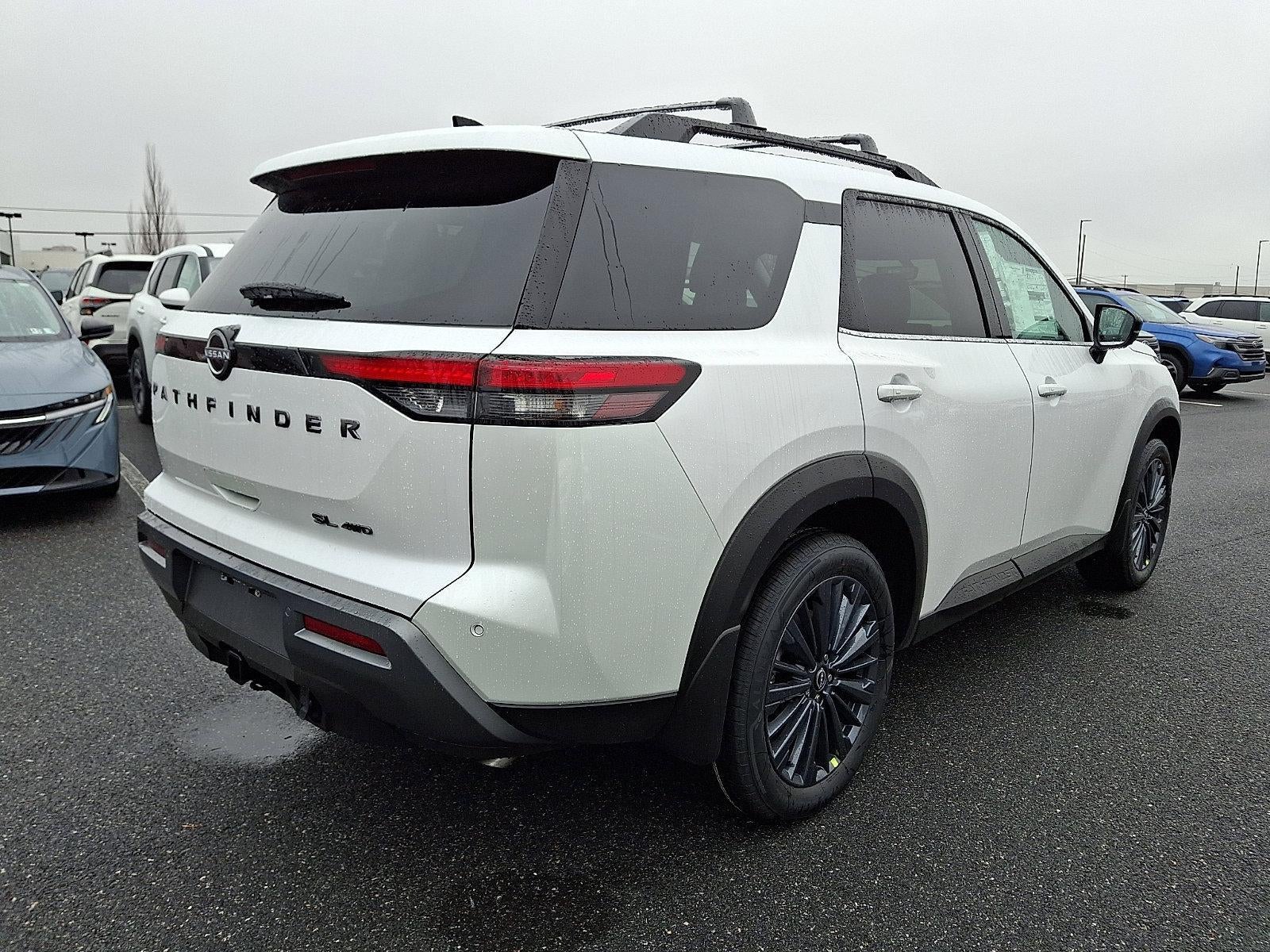 2026 Nissan Pathfinder SL