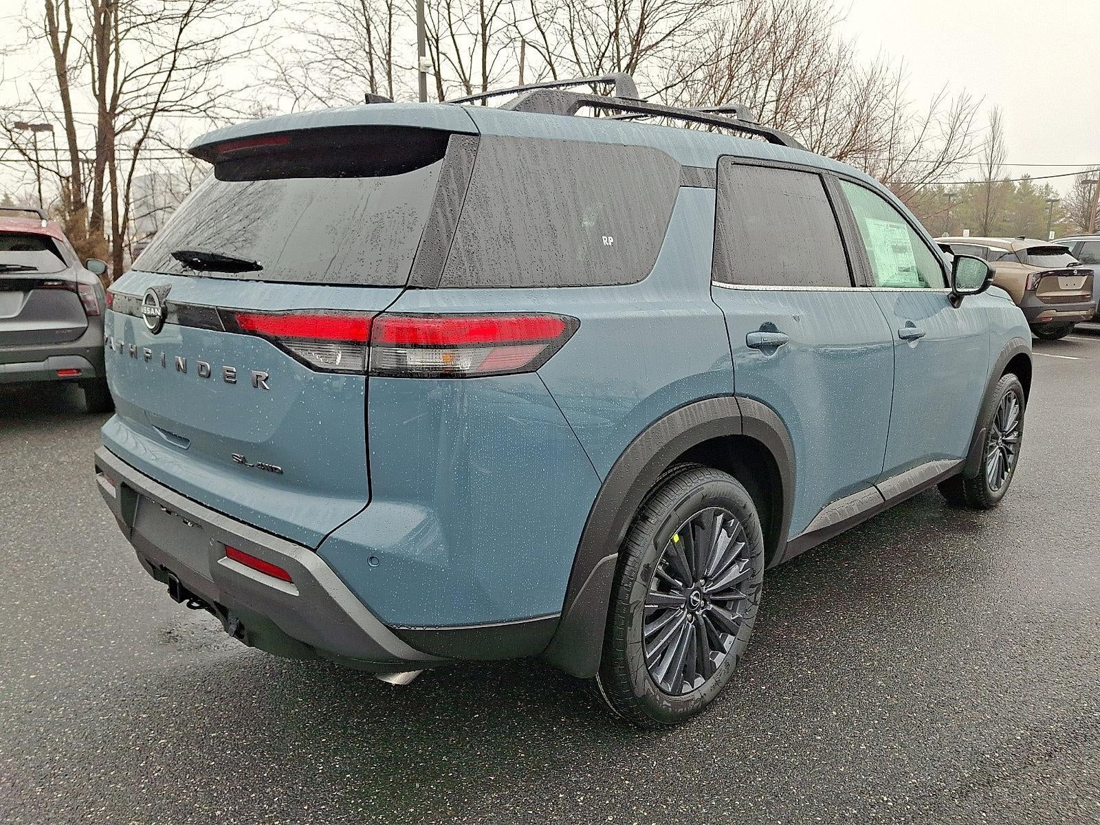 2026 Nissan Pathfinder SL