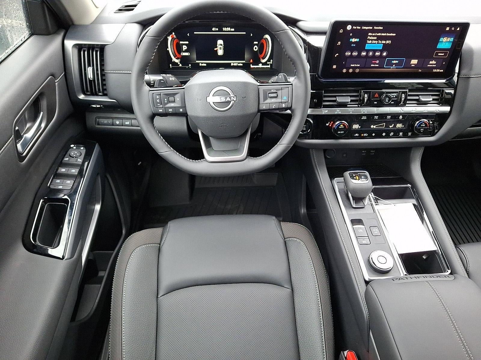 2026 Nissan Pathfinder SL